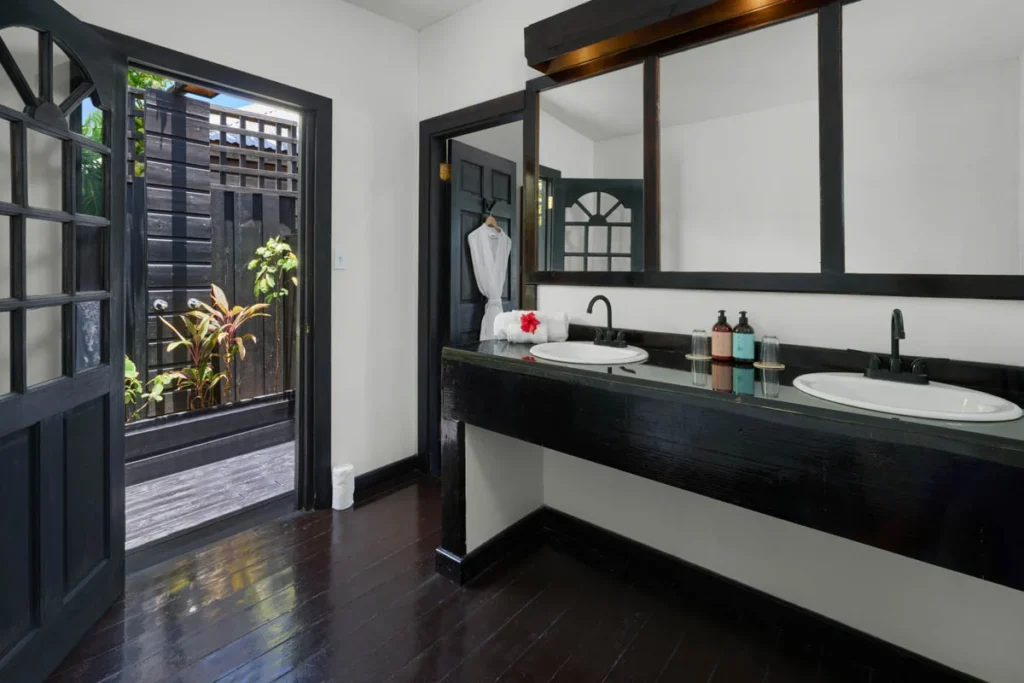 Plunge Pool bathroom Keyonna Beach Antigua hotel