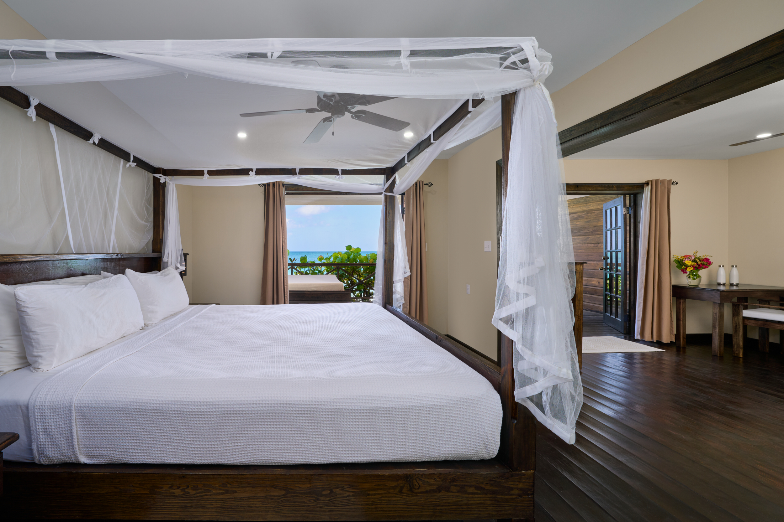 01-Keyonna-Beach-Sunset-Beachfront-Room-View-From-Bed-LowRes